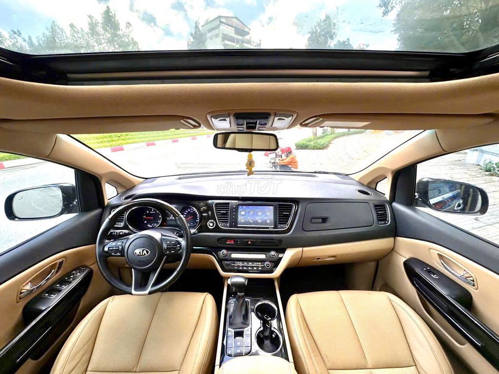 Kia Sedona 2021 photo 2