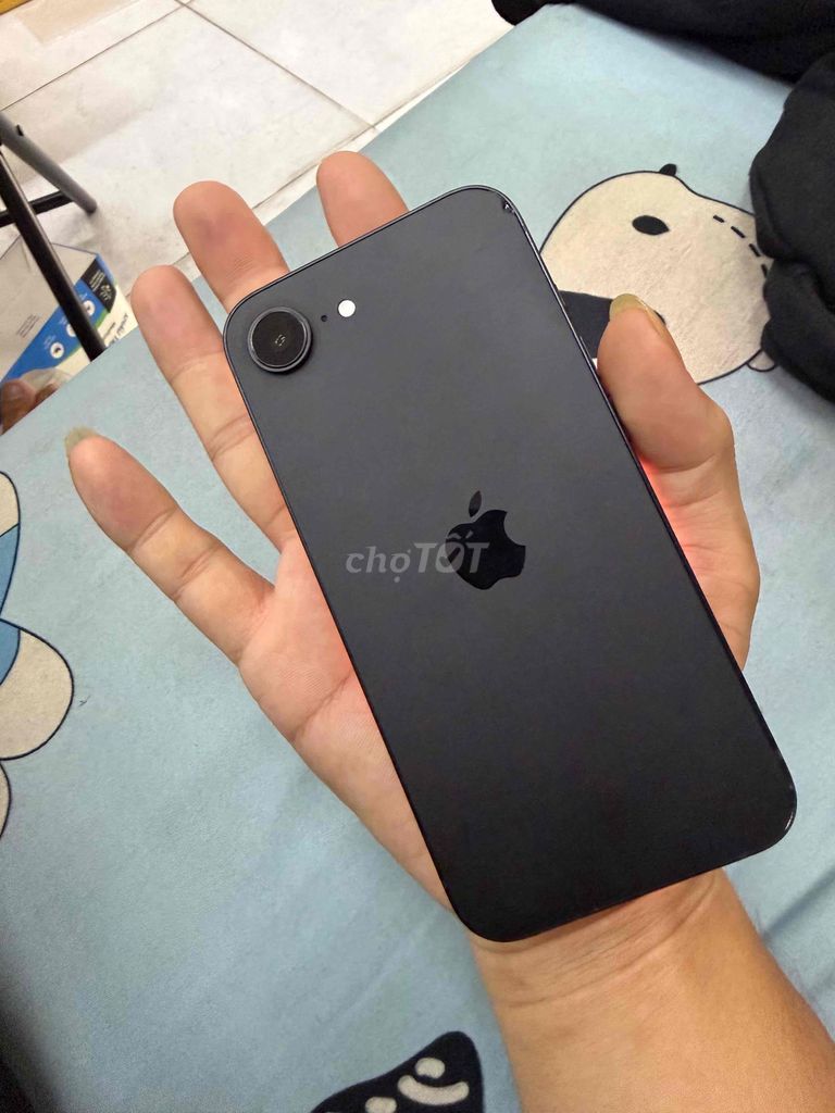 iPhone 16e quốc tế 128GB Đen Mỹ 95%. Mua bán Điện thoại tại Quận Gò Vấp Tp Hồ Chí Minh được đăng bởi Cửa Hàng BT Mobile Chuyên Iphone Quốc Tế Giá Tốt hình 1