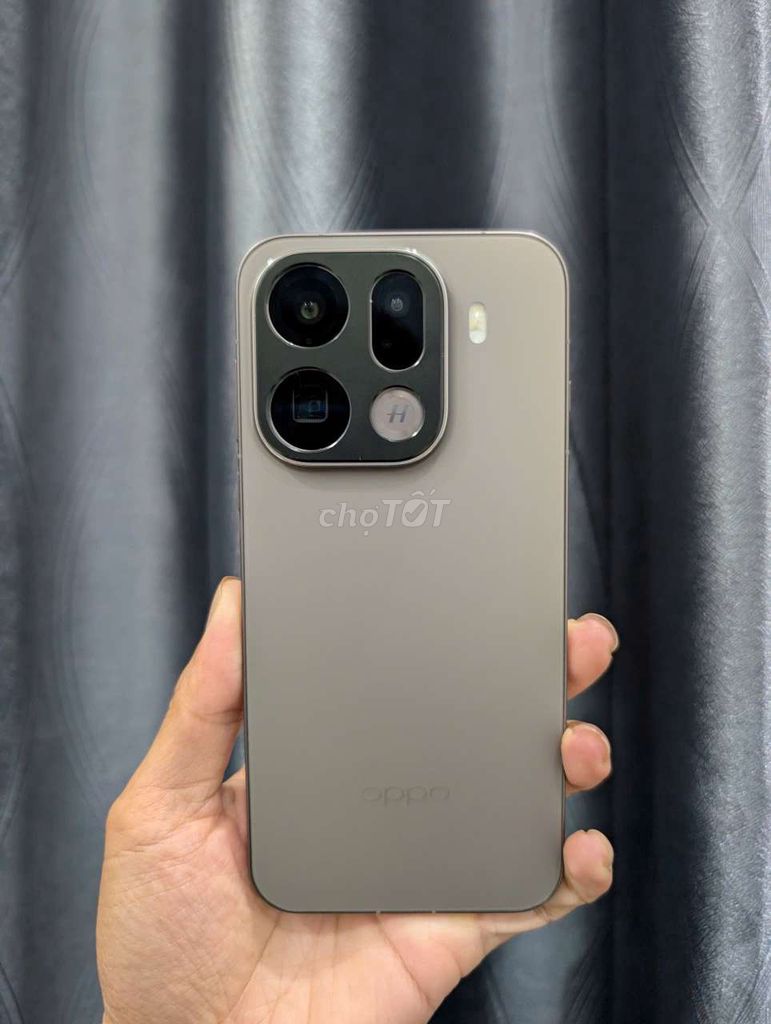 Oppo Find X9 Pro Xám Đã sử dụng Kèm sạc. Mua bán Điện thoại tại Quận Thanh Khê Đà Nẵng được đăng bởi vũ vũ hình 1
