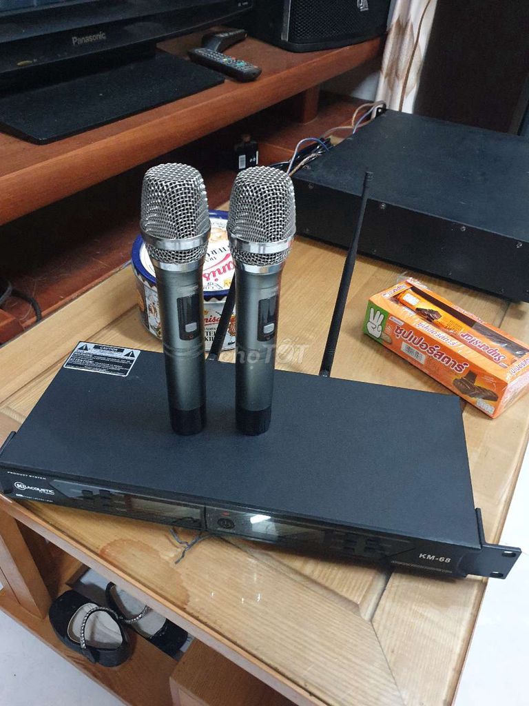 Micro không dây MBAcoustic KM-68 Đen. Mua bán Tivi, Âm thanh tại Quận Liên Chiểu Đà Nẵng được đăng bởi Audio 2109 hình 1