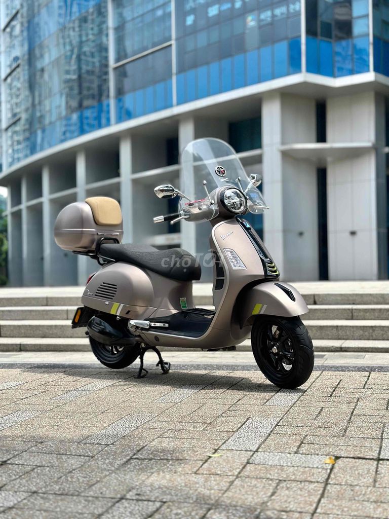 Vespa GTS Super Tech 300. Mua bán Xe máy tại Quận Cầu Giấy Hà Nội được đăng bởi Tuấn Việt Motor hình 1
