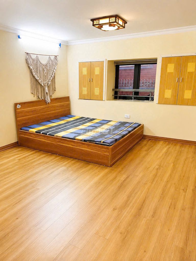 CHO THUÊ NHÀ PHỐ HÀO NAM, ĐỐNG ĐA. 30M2, 4T, NỘI THẤT CƠ BẢN. 15 TRIỆU