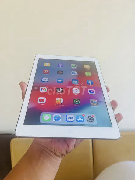 Apple iPad Air 1 10 inch 16GB. Mua bán Máy tính bảng tại Quận 5 Tp Hồ Chí Minh được đăng bởi Hội Đồ Điện Tử hình 1
