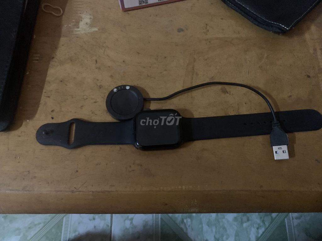 Đồng hồ thông minh Đen Silicon Theo dõi sức khỏe. Mua bán Thiết bị đeo thông minh tại Thành phố Đà Lạt Lâm Đồng được đăng bởi viet ha lai le hình 1
