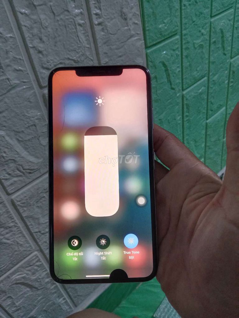 iPhone Xs Max 64GB Trắng quốc tế . Mua bán Điện thoại tại Quận 8 Tp Hồ Chí Minh được đăng bởi hiến hình 1