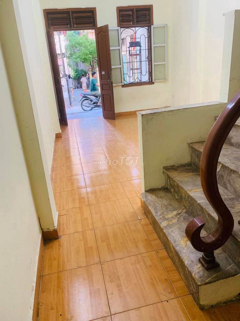 Частный дом в Хоанг Май в аренду, 40 м2, 3 этажа