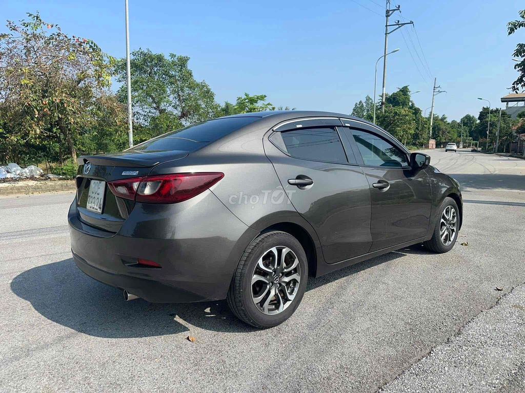 Mazda 2 2017 1.5 AT Sedan - 120000 km. Mua bán Ô tô tại Thị xã Sơn Tây Hà Nội được đăng bởi Nguyễn Quang Duy hình 3