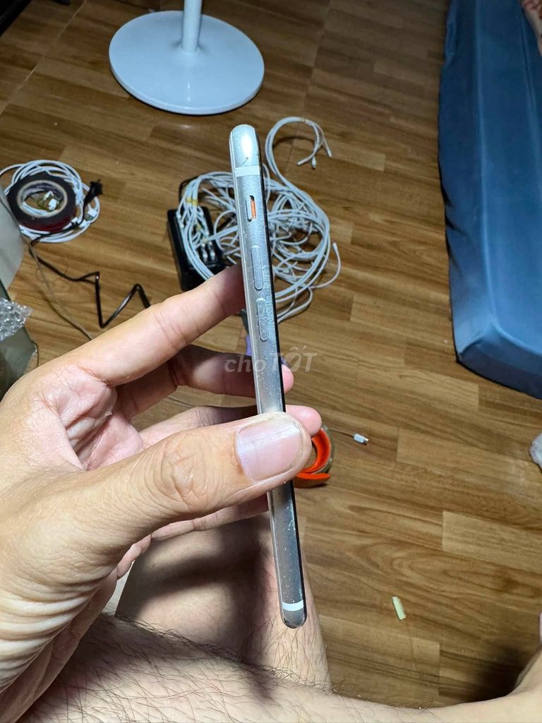 Apple iPhone SE 2020 128GB Nhật Bản đã qua sử dụng. Mua bán Điện thoại tại Quận 5 Tp Hồ Chí Minh được đăng bởi Hội Đồ Điện Tử hình 1