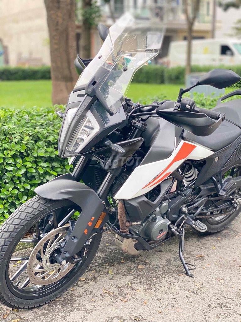 Brixton 150Fi Classic bán hoặc đổi xe khác. Mua bán Xe máy tại Quận 12 Tp Hồ Chí Minh được đăng bởi Dương Huy 286 hình 2