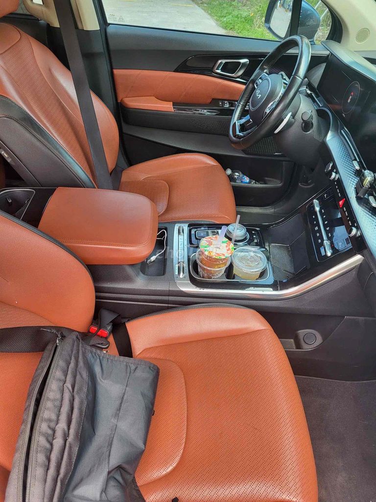 Kia Carnival 2022 2.2D Luxury 8 chỗ - 5000 km. Mua bán Ô tô tại Quận Cẩm Lệ Đà Nẵng được đăng bởi Ngân hình 4