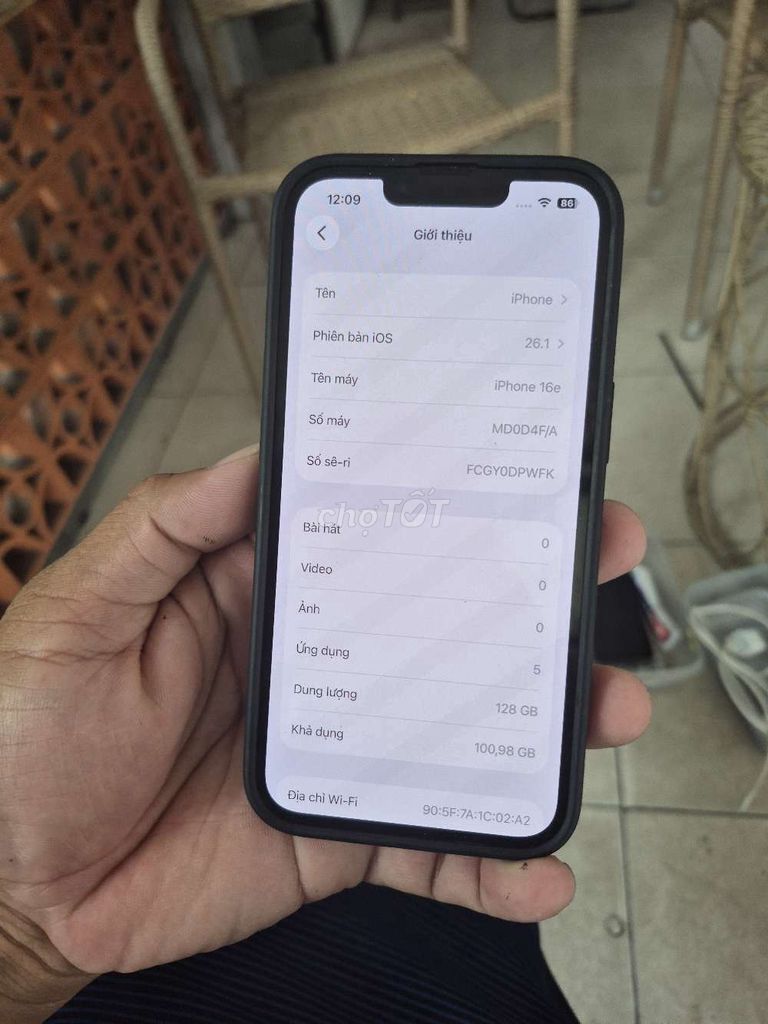 Apple iPhone 16e 128GB Đen. Mua bán Điện thoại tại Thành phố Mỹ Tho Tiền Giang được đăng bởi tran minh hai hình 1