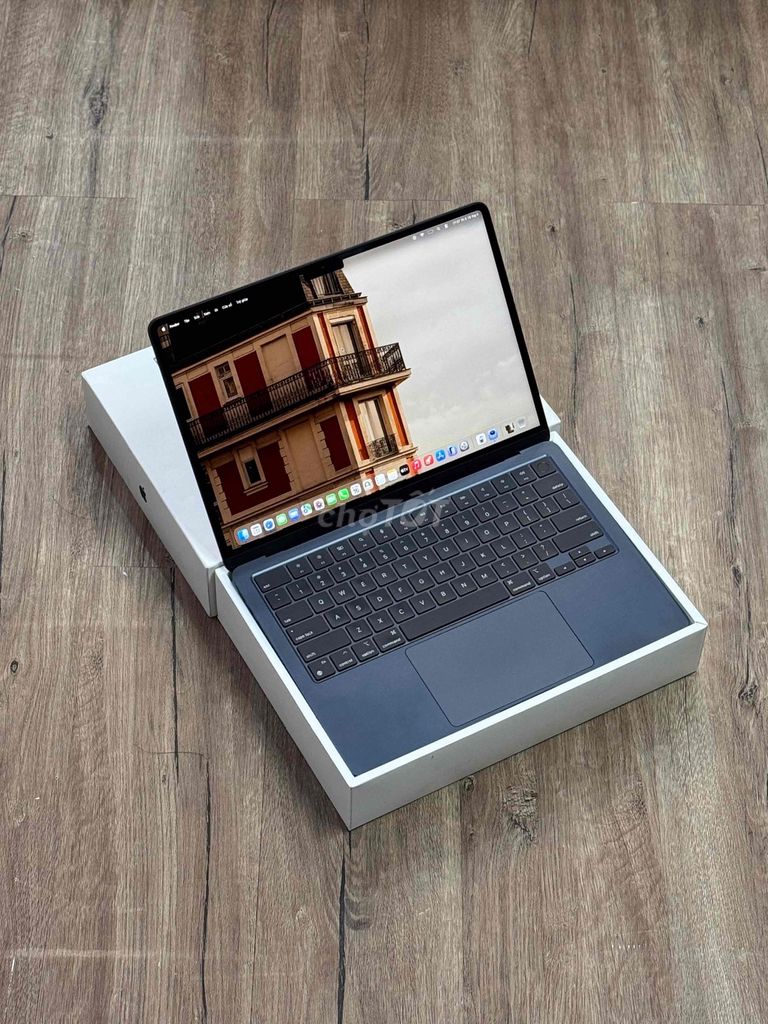 Macbook Air M2 13' 16GB/256GB Pin 93% sạch. Mua bán Laptop tại Quận 10 Tp Hồ Chí Minh được đăng bởi APPLE 2HAND hình 1