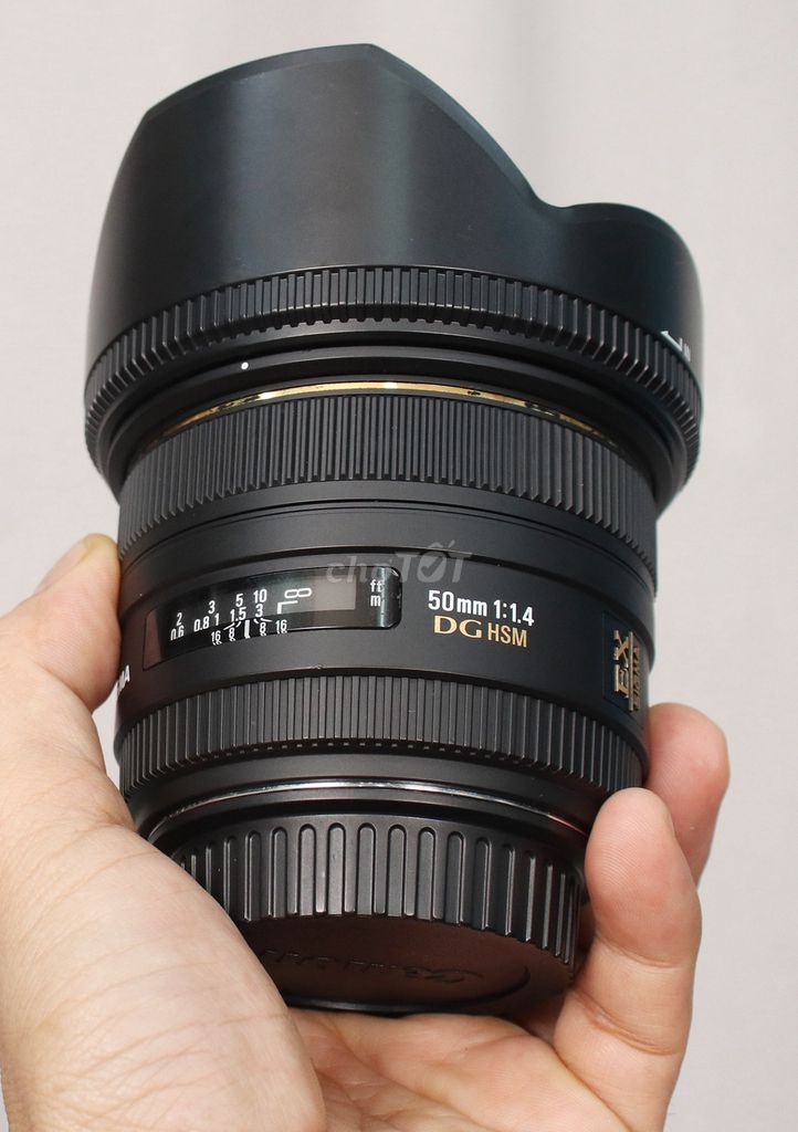 Sigma 50mm f1.4 EX DG HSM for Canon còn RẤT MỚI.