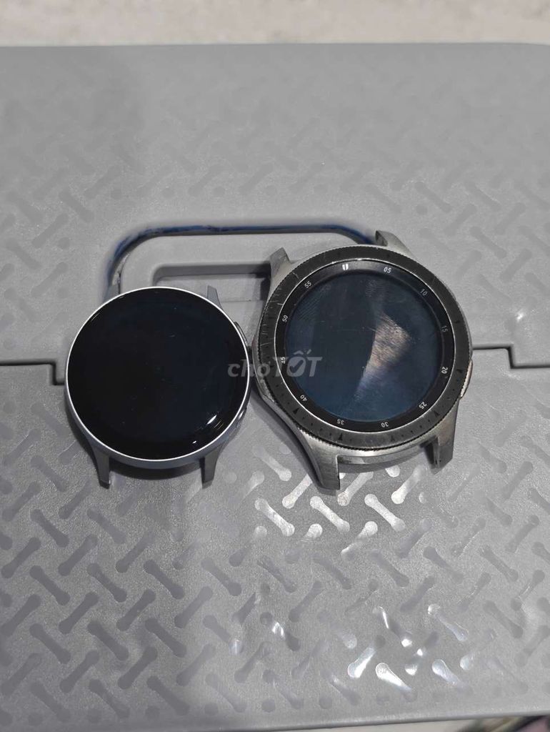 2 cai Samsung watch bán mù. Mua bán Thiết bị đeo thông minh tại Quận 6 Tp Hồ Chí Minh được đăng bởi QA hình 1