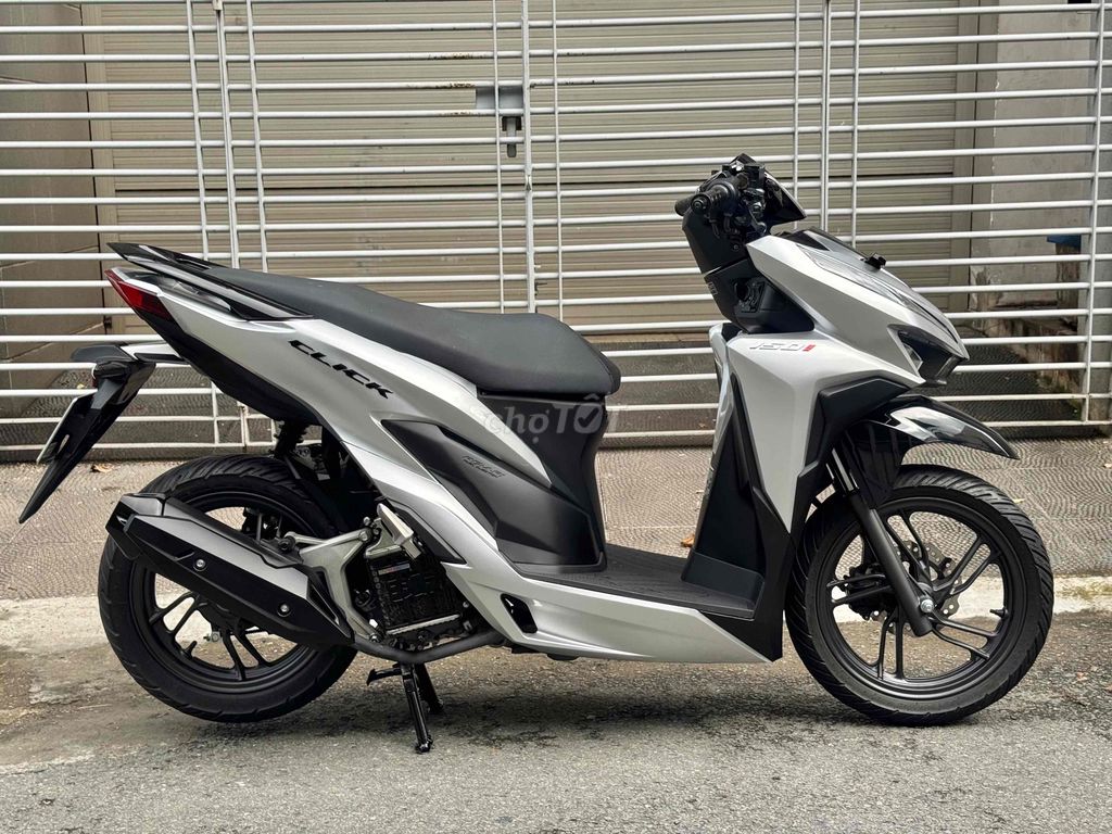 Vario150 Đk 2022 Bstp Chính Chủ Góp Đưa Trước 23tr. Mua bán Xe máy tại Quận 11 Tp Hồ Chí Minh được đăng bởi MinhTien hình 2