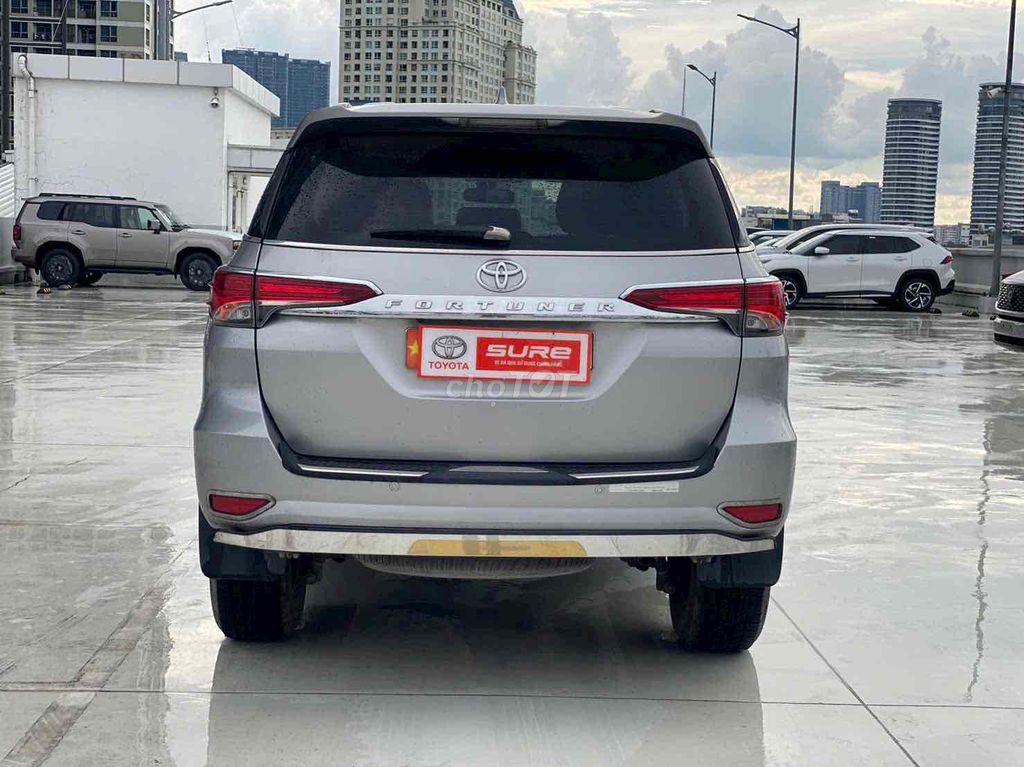Toyota Fortuner 2018 2.7V 4x2 - 67000 km 7c tự đôn. Mua bán Ô tô tại Quận Bình Thạnh Tp Hồ Chí Minh được đăng bởi phuongneo hình 5