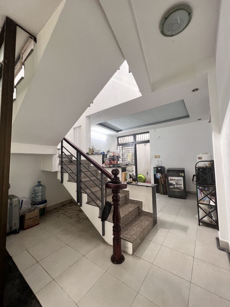 Bán Gấp Nhà Tăng Nhơn Phú B Thủ Đức 60m² 2 Tầng  ~ Vincom Lê Văn Việt 