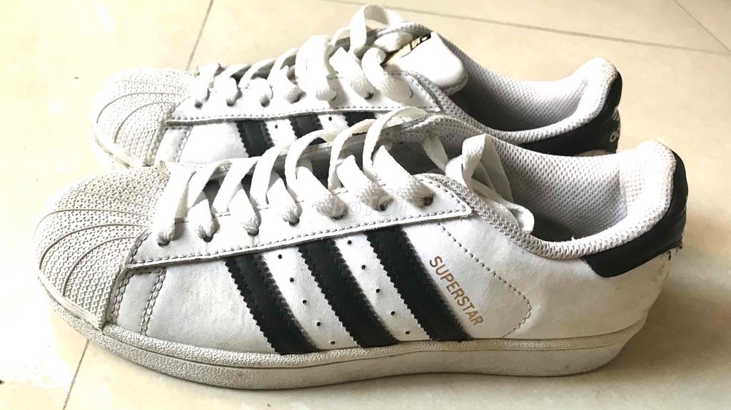 Giầy Hiệu Adidas -SuperStar size 40