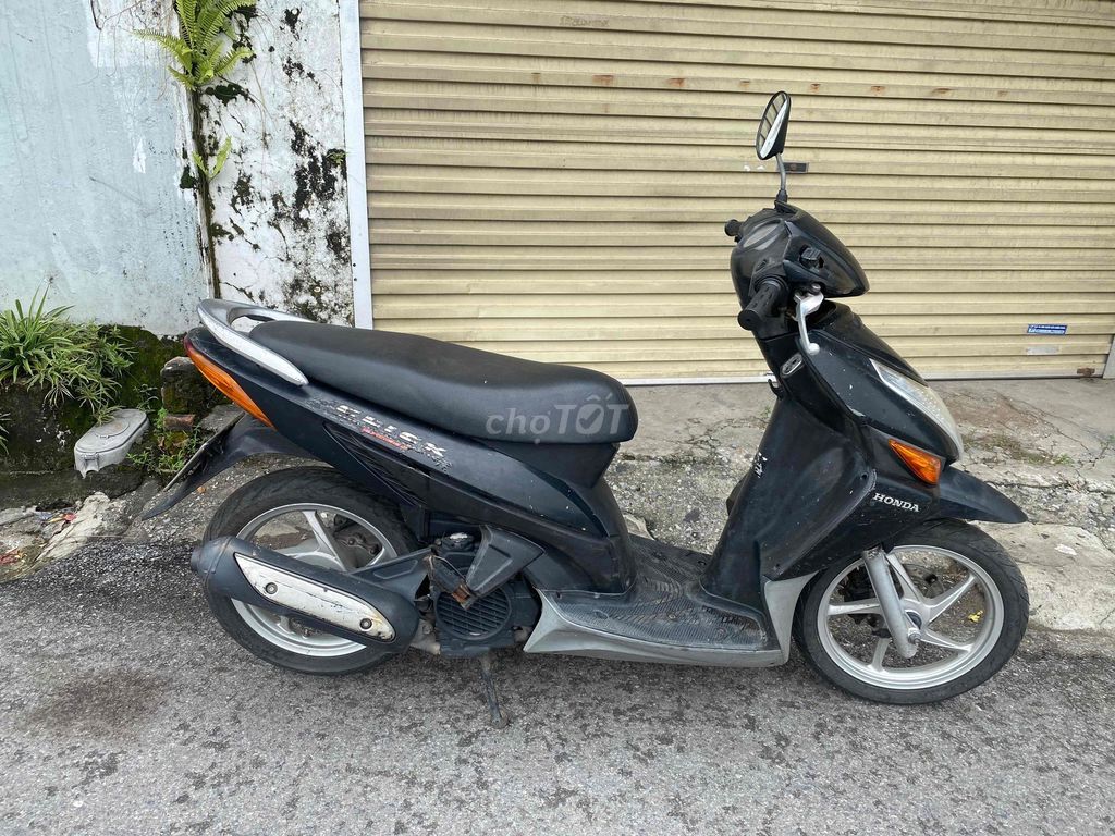 xe Click máy móc nguyên bản cần bán. Mua bán Xe máy tại Quận Long Biên Hà Nội được đăng bởi duy hình 4