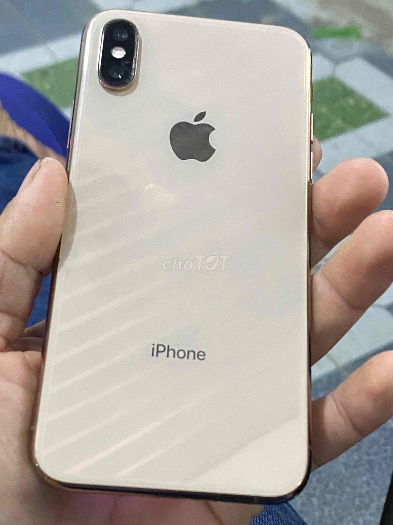 Apple iPhone XS Vàng Like New. Mua bán Điện thoại tại Thành phố Dĩ An Bình Dương được đăng bởi Hậu - Hộp Đèn Hút Nổi hình 1