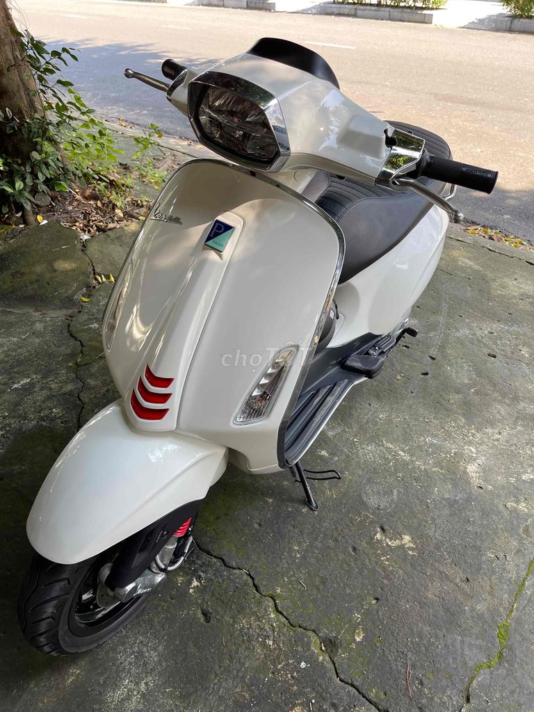 xe lướt vespa bán 2023 mới đi 1.811 km. Mua bán Xe máy tại Thành phố Rạch Giá Kiên Giang được đăng bởi Mạnh Phát hình 3
