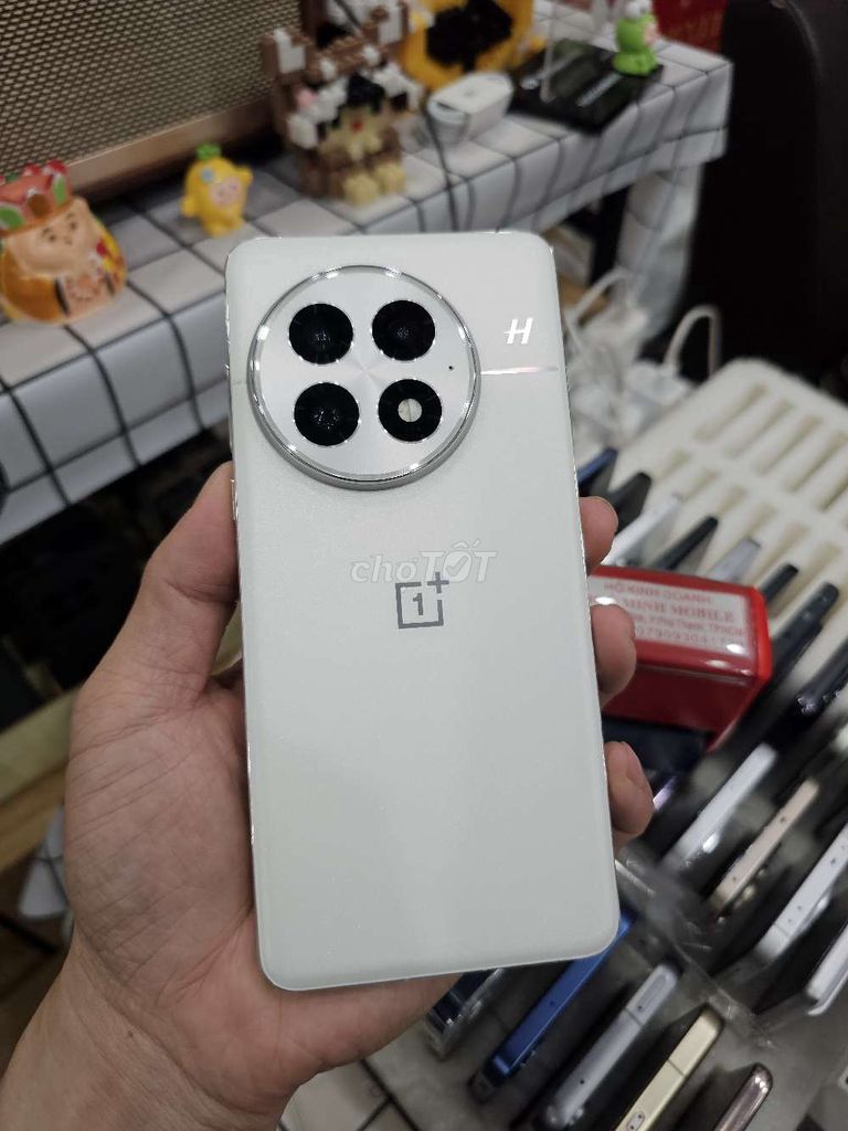 ONEPLUS 13 5G TRẮNG 12/256 ZIN ĐẸP PIN 98% VIP. Mua bán Điện thoại tại Quận Tân Phú Tp Hồ Chí Minh được đăng bởi Ngô Minh Mobile  hình 1
