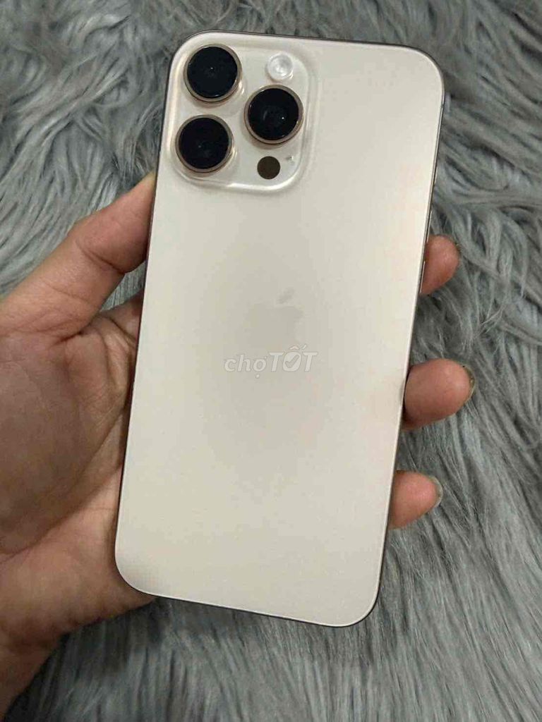 iPhone 16 Pro Max 256GB Sa mạc pin 96%. Mua bán Điện thoại tại Thành phố Thủ Đức Tp Hồ Chí Minh được đăng bởi đỗ huy hình 1