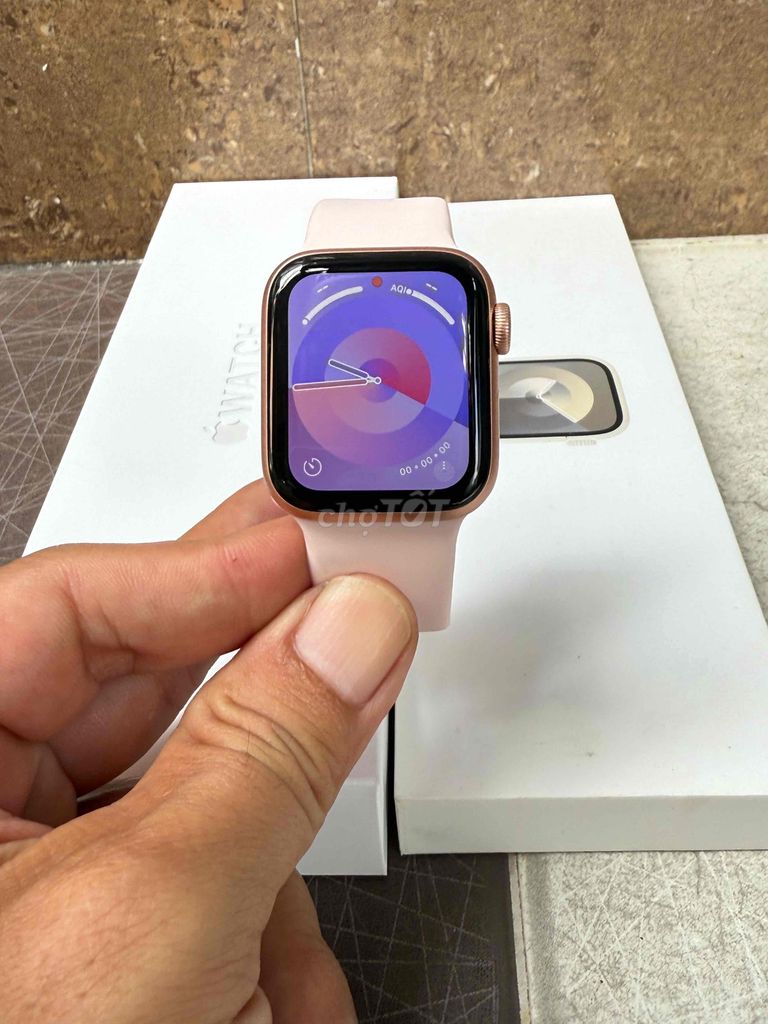 Apple Watch Sr 6-40 Nhôm Hồng Gold GPS Zin 100%. Mua bán Thiết bị đeo thông minh tại Quận 11 Tp Hồ Chí Minh được đăng bởi Nguyễn Khương hình 1