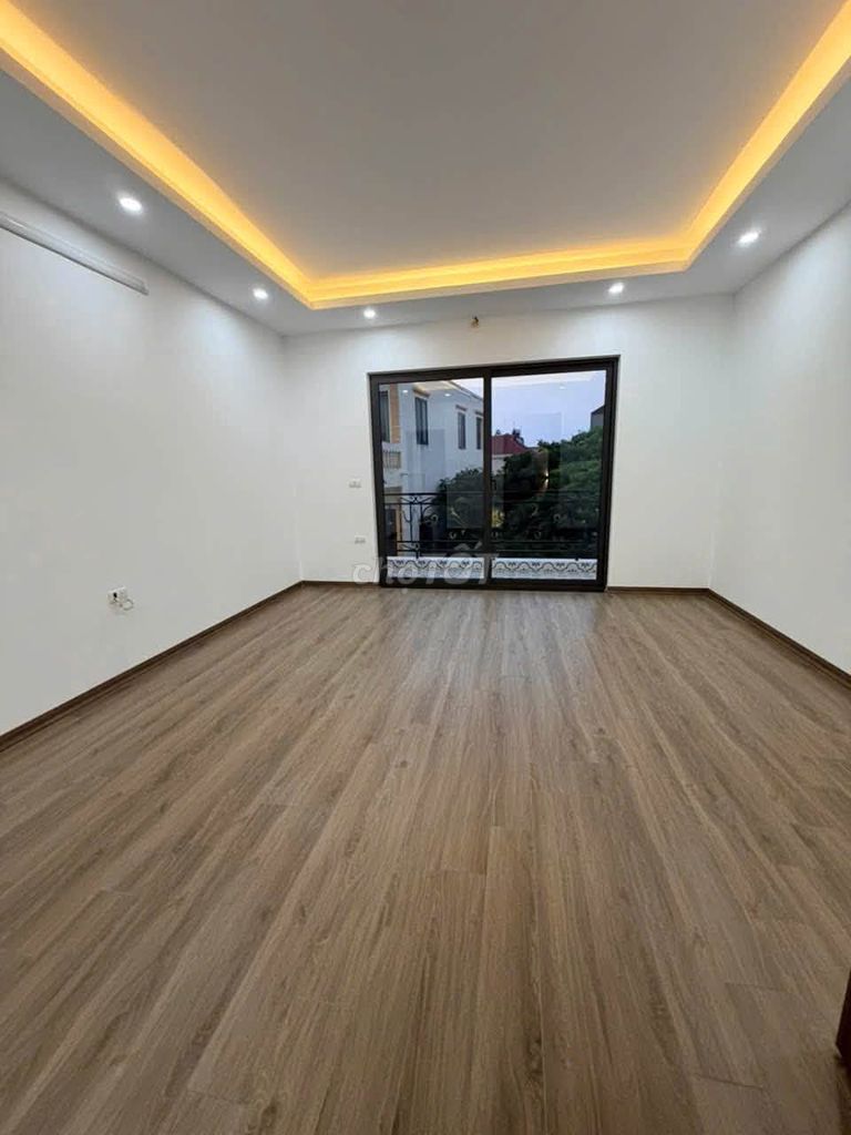 Красивый дом Thanh Tri - 40 м² - 4 спальни - парковка