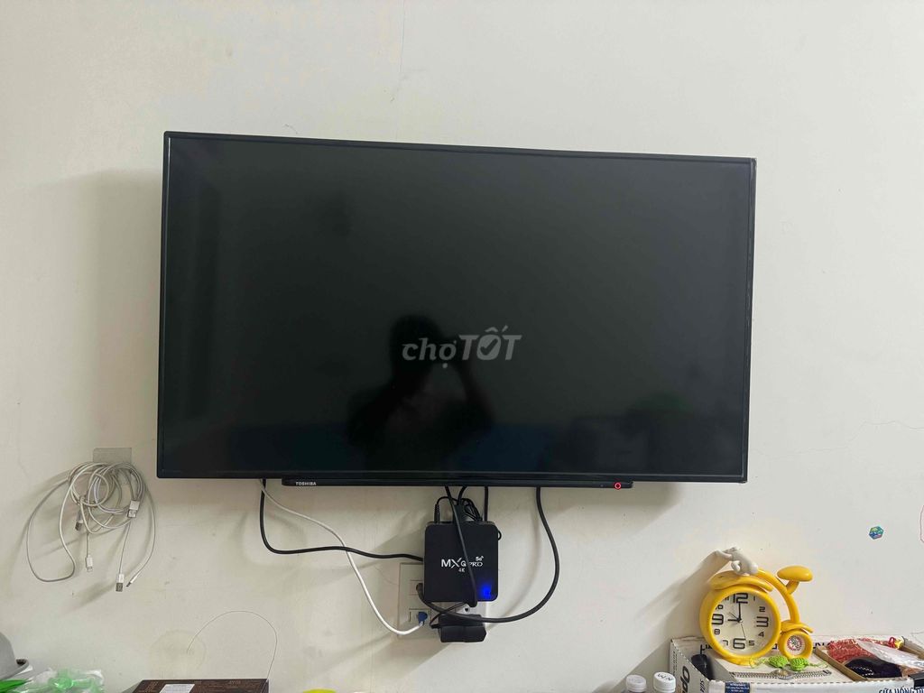 Tivi Toshiba mỏng 40 Inch + Box Android