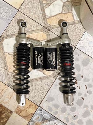 Phụ tùng YSS G-Plus Đen Bạc xì 1 bên dầu. Mua bán Phụ tùng xe tại Quận Gò Vấp Tp Hồ Chí Minh được đăng bởi Thành