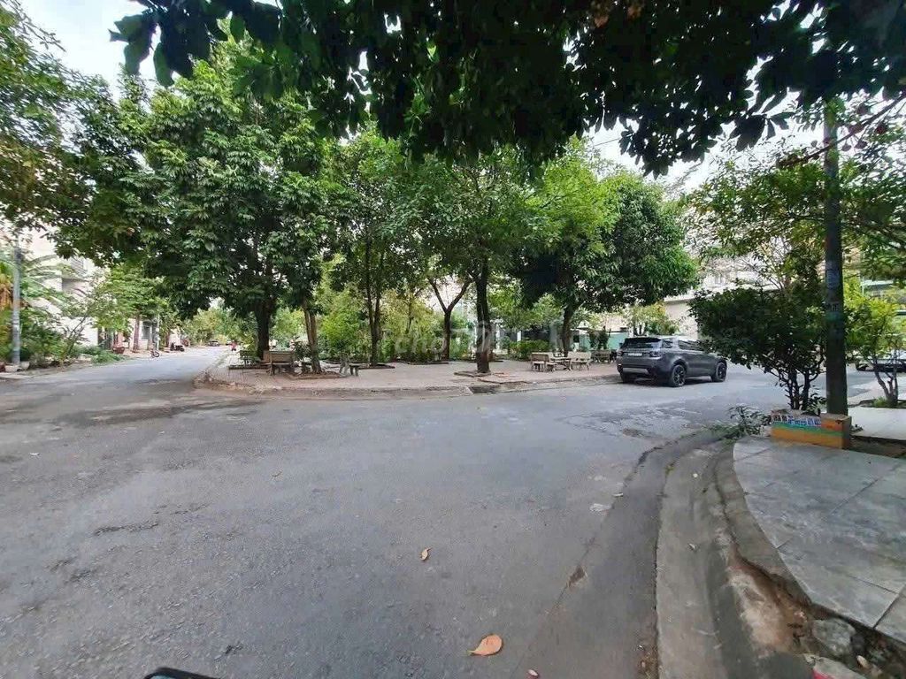 Lô đất đẹp 5m x 18m. view công viên KDC Phú Nhuận Lê Thị Riêng