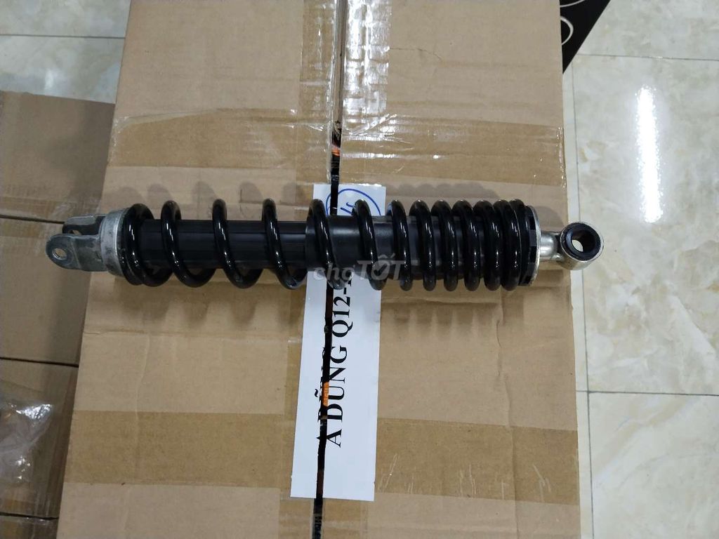 Phuộc sau xe máy Vario Đen. Mua bán Phụ tùng xe tại Huyện Hóc Môn Tp Hồ Chí Minh được đăng bởi Vương Nguyễn hình 1