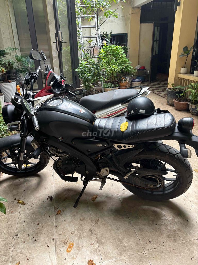Yamaha XSR 155 черный 23483 км