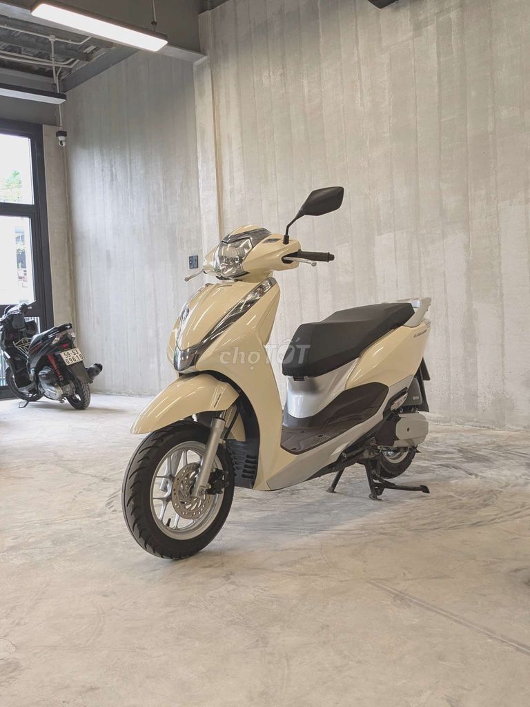 Honda Lead 2018 ngoại hình đẹp - máy êm. Mua bán Xe máy tại Thành phố Thủ Đức Tp Hồ Chí Minh được đăng bởi iMotorbike Khang hình 2