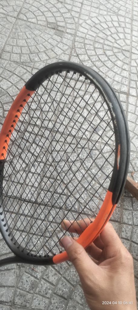 Cần bán 02 vợt tennis wilson burn - head speed