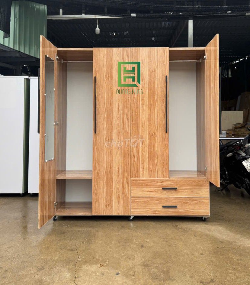 Tủ quần áo Quang Hùng Gỗ Vàng . Mua bán Tủ, kệ gia đình tại Thành phố Thuận An Bình Dương được đăng bởi Nội Thất Quang Hùng TD hình 1
