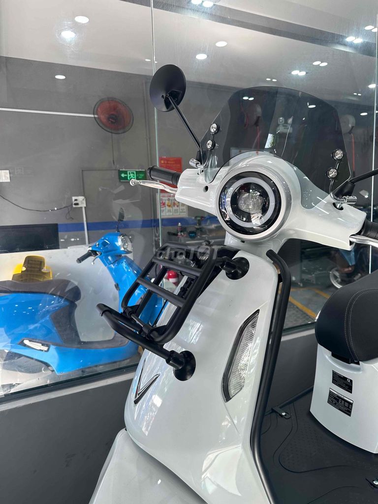 SIÊU PHẨM EVO GRAND + TẶNG BAGA SAU / KHUNG BẢO VỆ. Mua bán Xe điện tại Quận 5 Tp Hồ Chí Minh được đăng bởi Nguyễn Nghĩa hình 1