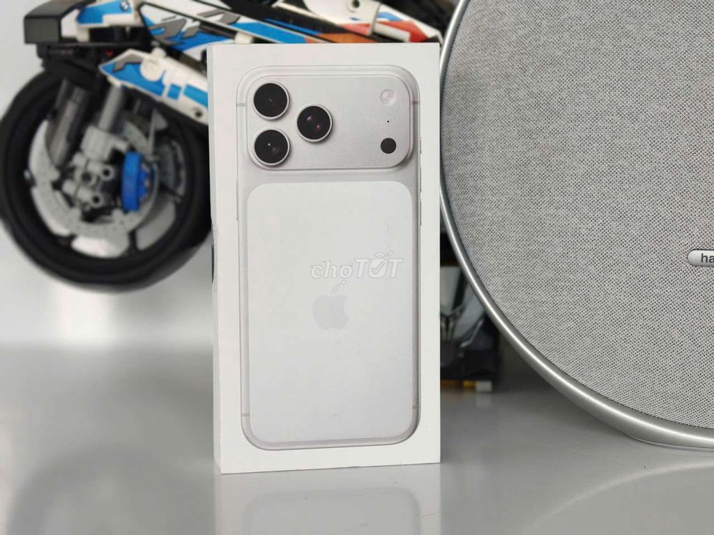 Apple iPhone 17 Pro Max 256GB Bạc. Mua bán Điện thoại tại Quận Ninh Kiều Cần Thơ được đăng bởi Lê Khang hình 1