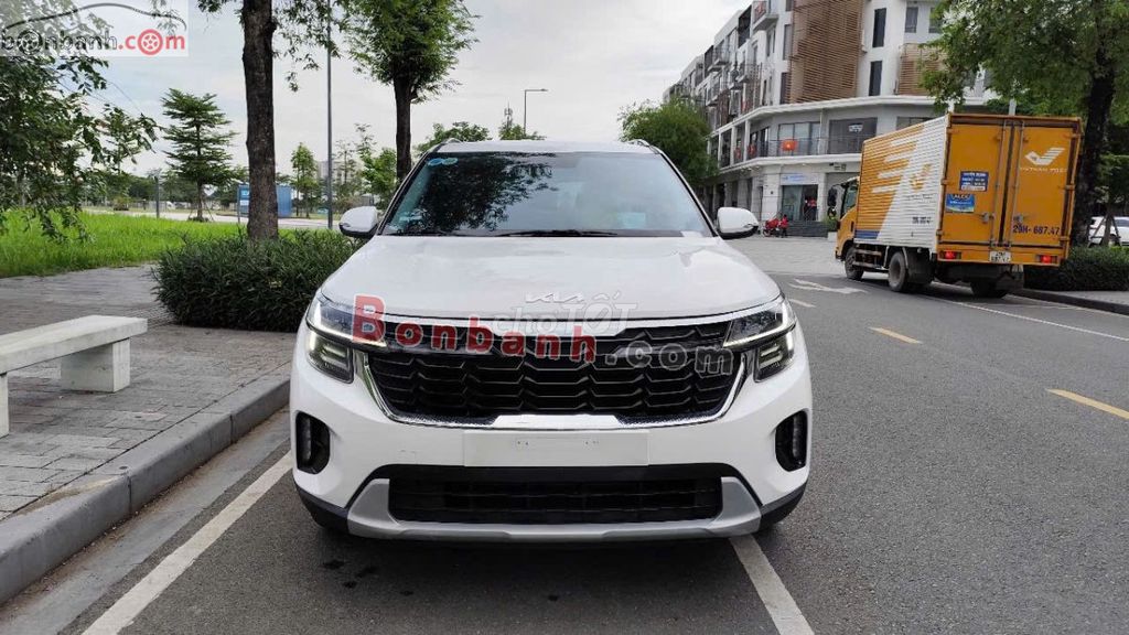 Xe siêu lướt cuối 2024. Mua bán Ô tô tại Quận Tây Hồ Hà Nội được đăng bởi Lam hình 2