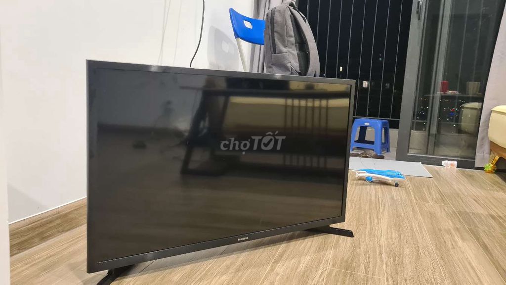 Smart Tivi Samsung 32 Inches gần như mới.