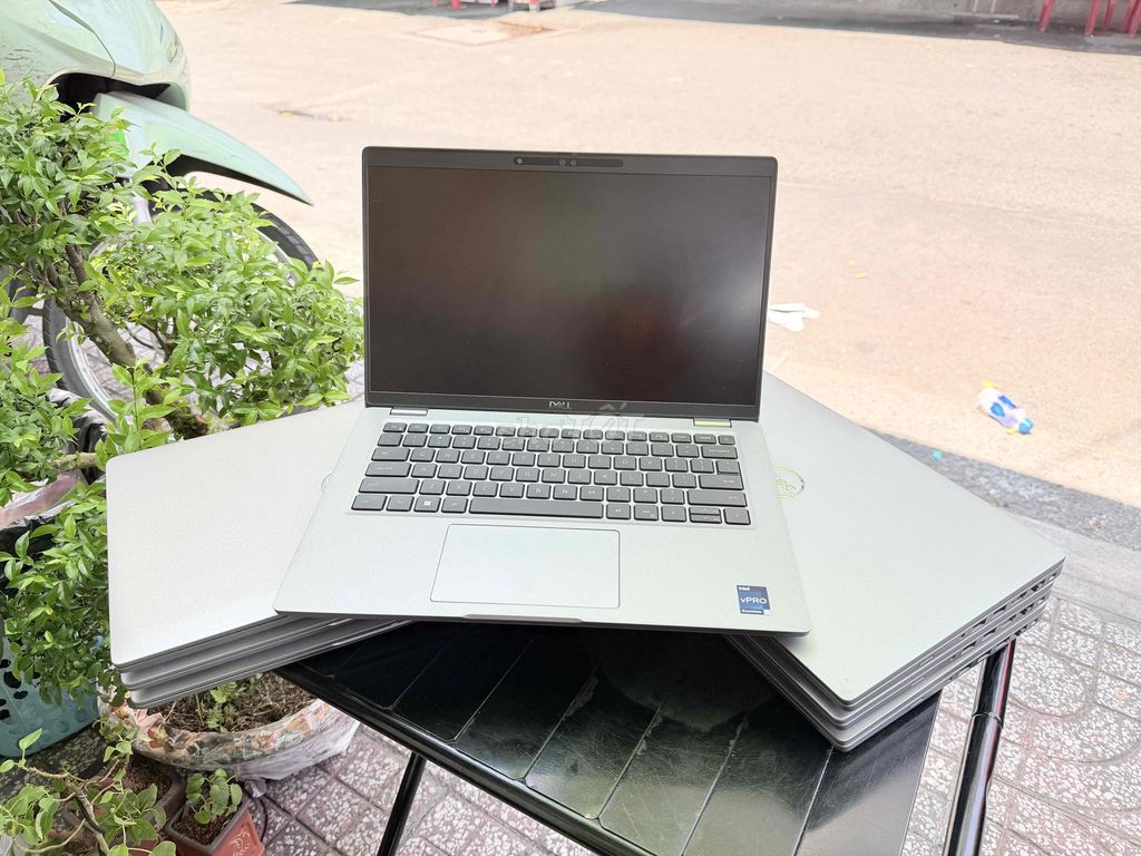 Dell Latitude 5430 i7-1255U Like New BH 12 tháng. Mua bán Laptop tại Quận 1 Tp Hồ Chí Minh được đăng bởi MacbookSG PT Store hình 1
