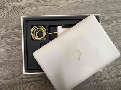 Macbook Air 2017 - I5 - Fullbox. Mua bán Laptop tại Quận Gò Vấp Tp Hồ Chí Minh được đăng bởi D MOBILE