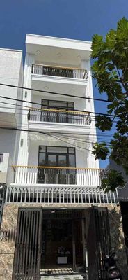 Аренда · 4 комн. · 100 м² · Quận Cẩm Lệ, ул. Đường Phan Triêm