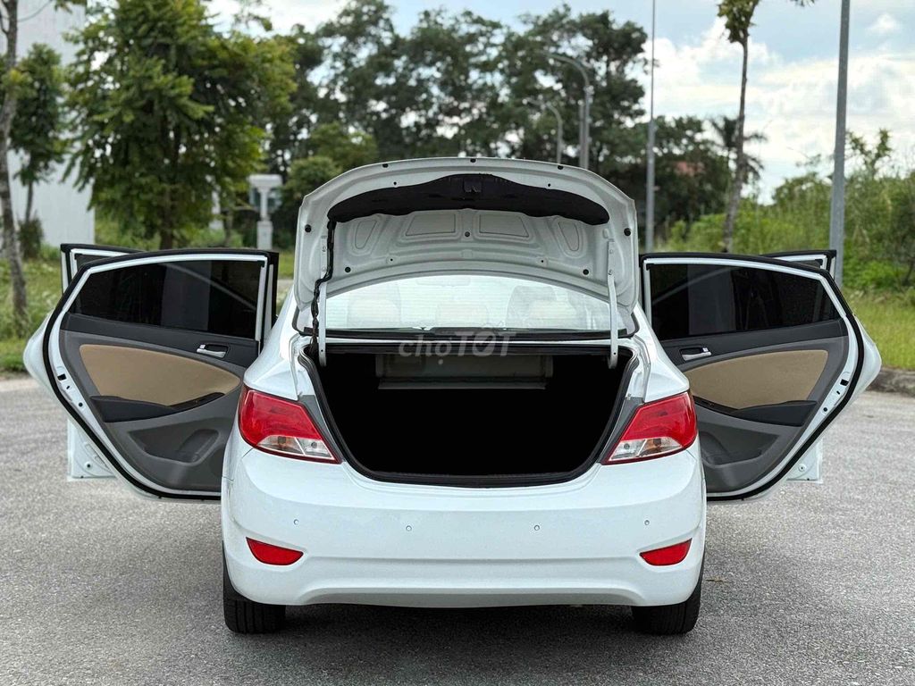 Hyundai Accent 2016 1.4 MT - 110000 km. Mua bán Ô tô tại Huyện Gia Lộc Hải Dương được đăng bởi Nhất Tín Ô Tô Hải Dương hình 16