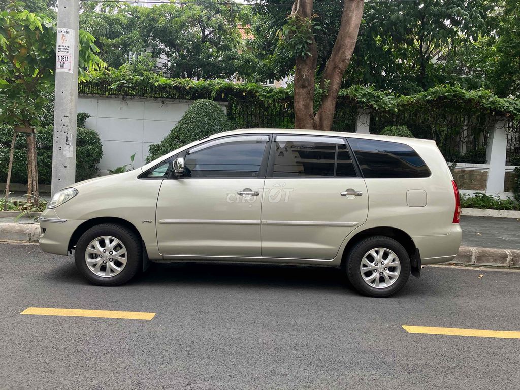 bán xe yêu innova 2006G. Mua bán Ô tô tại Quận 8 Tp Hồ Chí Minh được đăng bởi kiệt phạm hình 3