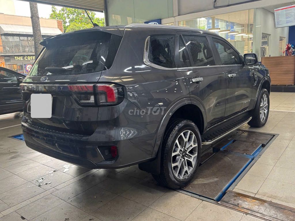 FORD EVEREST TITANIUM 1 CẦU 2022 - 35000 km. Mua bán Ô tô tại Quận 3 Tp Hồ Chí Minh được đăng bởi  Sài Gòn Ford Used Car hình 5