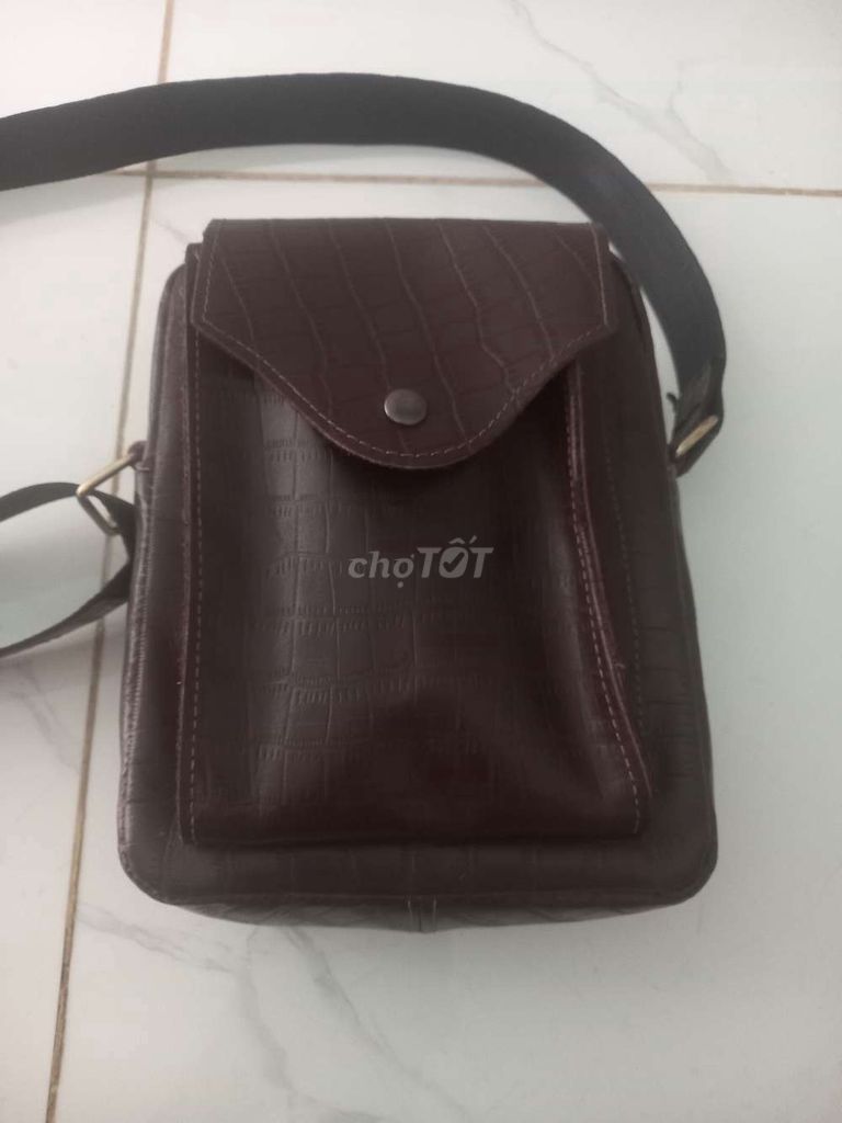 Túi đeo chéo Nam Da Nâu. Mua bán Túi xách tại Huyện Bàu Bàng Bình Dương được đăng bởi Cu  hình 1