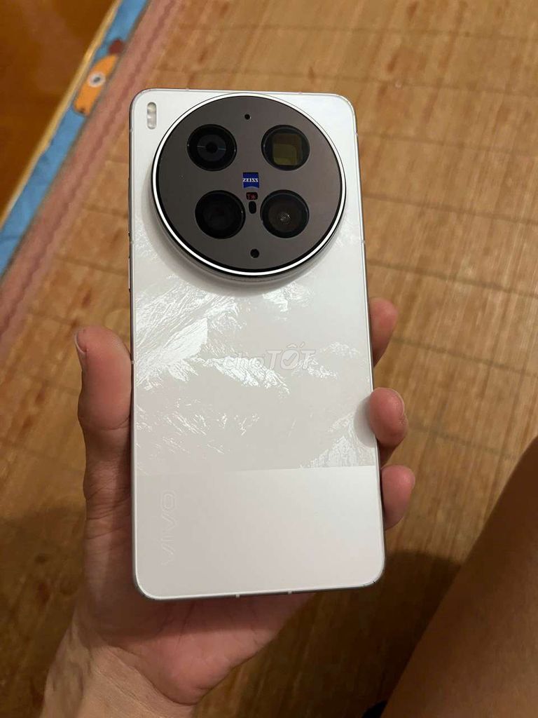Vivo X300 Ultra Trắng 256GB. Mua bán Điện thoại tại Huyện Quế Võ Bắc Ninh được đăng bởi Vinh hình 1