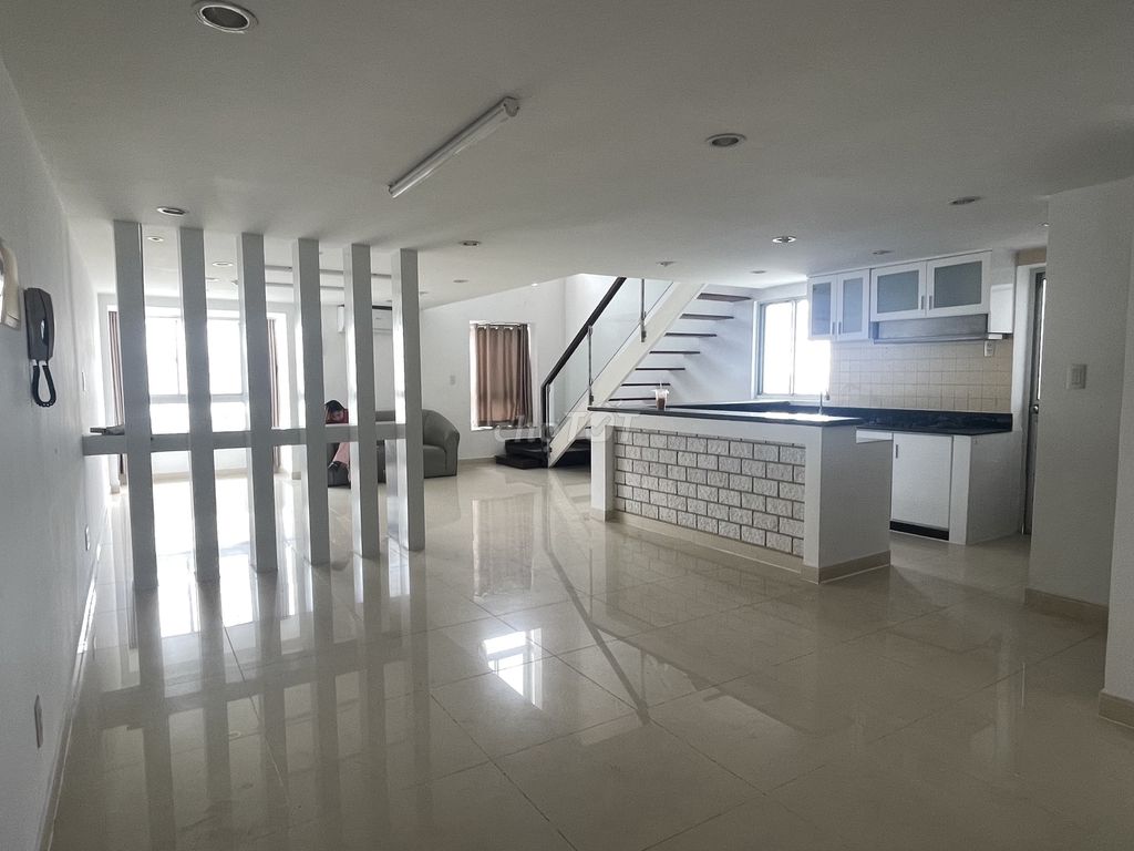 Cho Thuê Căn Hộ Duplex Sky Garden 1 3PN 2WC